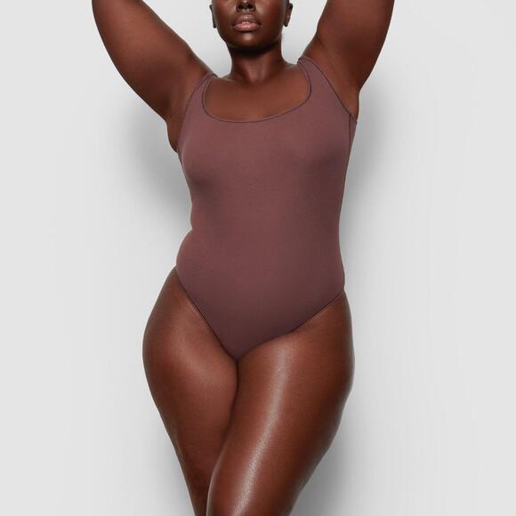 SKIMS Tops - NWT Skims Women's Brown Comfort One Piece Garnet Bodysuit Shapewear Size 4X